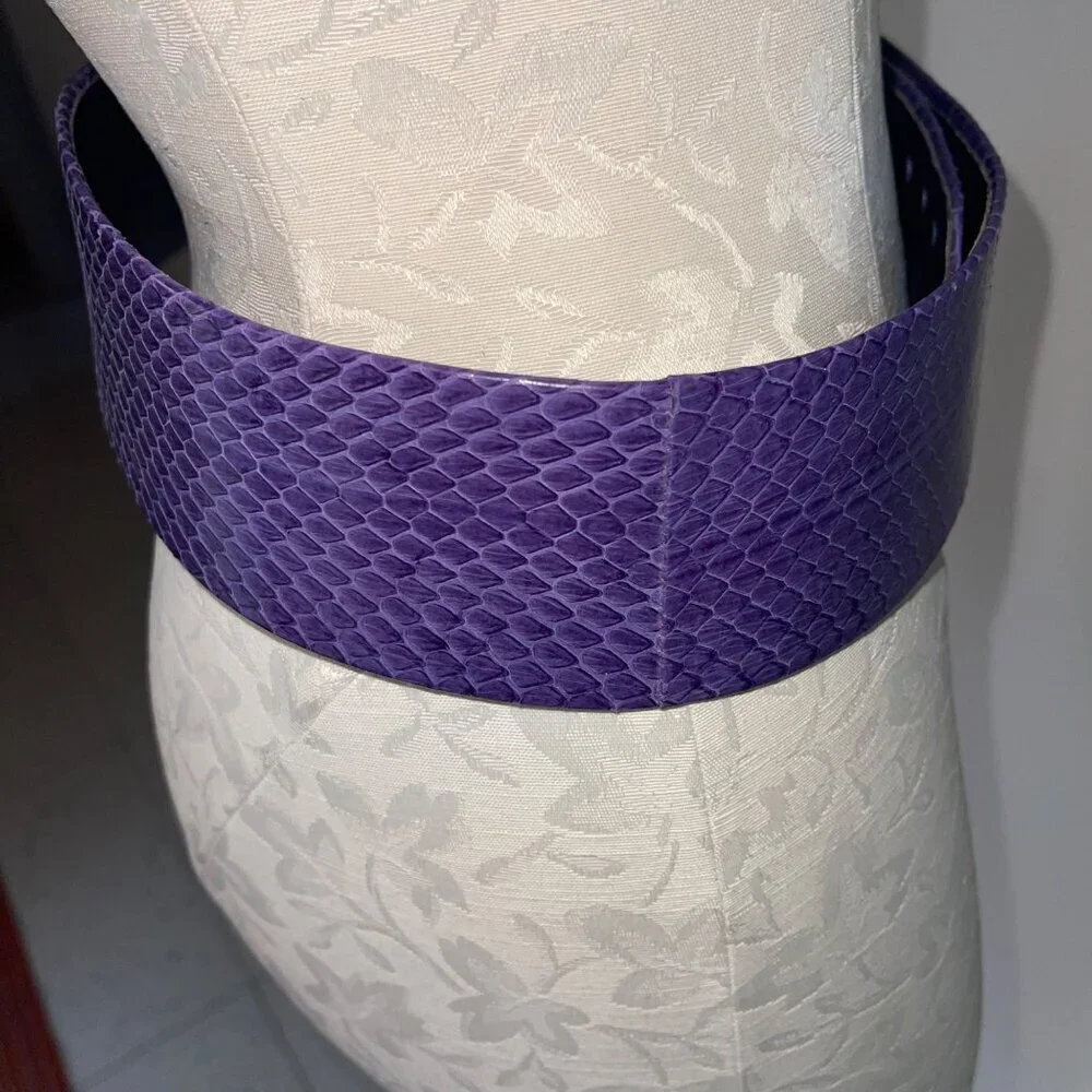 Vintage Womens Belt Size Large Purple Snake Skin Statement
